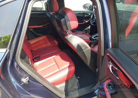 2017 Porsche Macan z USA, uszkodzony, nr VIN WP1AA2A52HLB81084